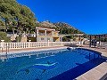 Villa met panoramisch uitzicht en alle voorzieningen op slechts een steenworp afstand in Alicante Dream Homes Castalla 