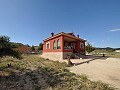 Maravillosa villa con piscina en Yecla in Alicante Dream Homes Castalla 