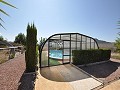 Großes 4-Bett-Familienhaus mit 4-Bett-Gästehaus in Alicante Dream Homes Castalla 