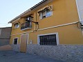 Dos casas de pueblo: 1 totalmente reformada y 1 mayormente reformada: B&B o potencial de inversión in Alicante Dream Homes Castalla 