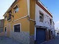 Deux maisons de ville - 1 entièrement réformée et 1 principalement réformée - B&B ou potentiel d'investissement in Alicante Dream Homes Castalla 