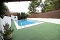 Stadthaus mit Swimmingpool und Aussicht in Casas del Señor, Alicante in Alicante Dream Homes Castalla 