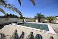 Groot landhuis met marmeren bedrijf en druivenplantage in Alicante Dream Homes Castalla 