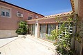 Grande maison de campagne avec commerce de marbre et plantation de raisin in Alicante Dream Homes Castalla 