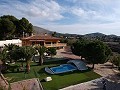 Große freistehende Villa mit Pool in der Nähe der Stadt in Elda-Petrer in Alicante Dream Homes Castalla 