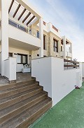 Geweldig appartement met groot gemeenschappelijk zwembad en 4 golfbanen in de buurt in Alicante Dream Homes Castalla 