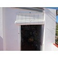 Schönes Dorfgrundstück mit riesiger Dachterrasse in Alicante Dream Homes Castalla 