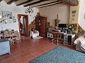 8-Bett-2-Bad-Dorfhaus mit Ställen und Zwingern in Alicante Dream Homes Castalla 