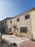 Dorpshuis met 8 slaapkamers en 2 badkamers met stallen en kennels in Alicante Dream Homes Castalla 