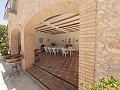 Hermosa finca espaciosa con 9 habitaciones, 3 baños y piscina grande in Alicante Dream Homes Castalla 