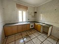 Herenhuis met 5 slaapkamers en 2 badkamers dat moet worden gerenoveerd in Alicante Dream Homes Castalla 