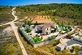 Impresionante villa de 7 dormitorios con piscina en Barbarroja in Alicante Dream Homes Castalla 