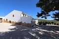 Indrukwekkend groot huis met 2e huis plus zwembad en garages in Alicante Dream Homes Castalla 