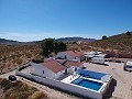 Impressionnante grande maison avec 2ème maison plus piscine et garages in Alicante Dream Homes Castalla 