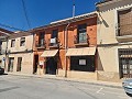 Heerlijke woning en bedrijfspand (ex café) in Alicante Dream Homes Castalla 