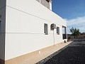 Moderne Villa mit 3 Betten zu Fuß in die Stadt mit Gästehäusern in Alicante Dream Homes Castalla 