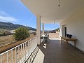 Mooie villa met 3 slaapkamers en 2 badkamers met uitzicht op de bergen in Alicante Dream Homes Castalla 