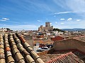 Casa dividida en 2 apartamentos - necesita reparaciones estructurales o reconstrucción in Alicante Dream Homes Castalla 