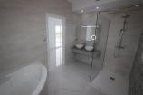 4-Bett-Luxus-Neubauvilla mit Grundstück und Pool in Alicante Dream Homes Castalla 