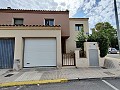 Maison de ville avec jardin et garage à Pinoso in Alicante Dream Homes Castalla 