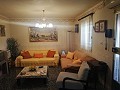 Große 4-Schlafzimmer-Villa mit Pool und 2 Garagen in Alicante Dream Homes Castalla 