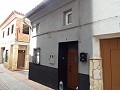 Renoviertes Stadthaus mit 3/4 Schlafzimmern und Solarium in Alicante Dream Homes Castalla 