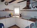 Gerenoveerd herenhuis met 3/4 slaapkamers en solarium in Alicante Dream Homes Castalla 