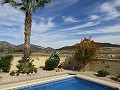 Makellose Villa mit 4/5 Schlafzimmern und privatem Pool in La Romana in Alicante Dream Homes Castalla 