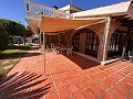 Mooie villa met 5 slaapkamers en 5 badkamers in Peña de las Aguilas,Elche in Alicante Dream Homes Castalla 