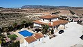 Vrijstaande villa in Pinoso met gastenverblijf en zwembad in Alicante Dream Homes Castalla 