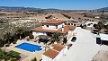 Vrijstaande villa in Pinoso met gastenverblijf en zwembad in Alicante Dream Homes Castalla 