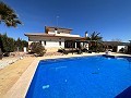 Vrijstaande villa in Pinoso met gastenverblijf en zwembad in Alicante Dream Homes Castalla 