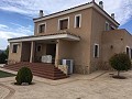 Grande maison exécutive de 5 chambres avec piscine 10x5 in Alicante Dream Homes Castalla 