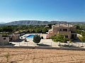 Gran casa ejecutiva de 5 dormitorios con piscina de 10x5 in Alicante Dream Homes Castalla 