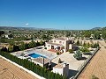 Großes Executive-Haus mit 5 Schlafzimmern und 10x5-Pool in Alicante Dream Homes Castalla 