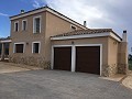 Groot executive huis met 5 slaapkamers en een zwembad van 10x5 in Alicante Dream Homes Castalla 