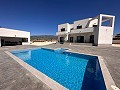 Luxe nieuwe villa's inc. land, licenties en wettigheid in Alicante Dream Homes Castalla 