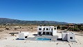 Luxe nieuwe villa's inc. land, licenties en wettigheid in Alicante Dream Homes Castalla 