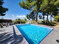 4-Schlafzimmer-Villa mit modernisierter Fassade und Pool in Alicante Dream Homes Castalla 