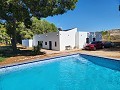 Villa met 4 slaapkamers, gemoderniseerd dashboard en zwembad in Alicante Dream Homes Castalla 