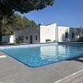 Villa de 4 chambres avec façade modernisée et piscine in Alicante Dream Homes Castalla 