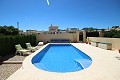 Hermosa villa de 3 dormitorios con piscina privada in Alicante Dream Homes Castalla 