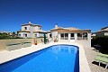 Hermosa villa de 3 dormitorios con piscina privada in Alicante Dream Homes Castalla 