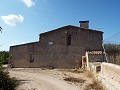 Gran casa de campo, a poca distancia de la ciudad in Alicante Dream Homes Castalla 