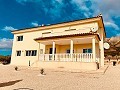 Luxurious villa for sale in an exceptional location in Macisvenda in Alicante Dream Homes Castalla 