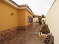 Villa met 4 bedden en 2 badkamers, zwembad, sauna en zomerkeuken in Alicante Dream Homes Castalla 