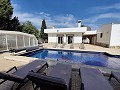 Freistehende Villa in Fortuna mit Gästehaus, Pool und Touristenlizenz in Alicante Dream Homes Castalla 