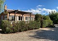 Mooie en ruime villa met 2 slaapkamers in Salinas met privézwembad in Alicante Dream Homes Castalla 