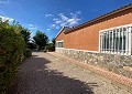 Mooie en ruime villa met 2 slaapkamers in Salinas met privézwembad in Alicante Dream Homes Castalla 