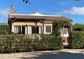 Mooie en ruime villa met 2 slaapkamers in Salinas met privézwembad in Alicante Dream Homes Castalla 